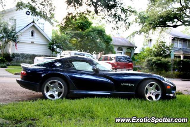 Dodge Viper spotted in New Orleans, Louisiana
