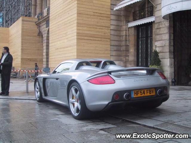 Porsche Carrera GT spotted in Paris, France
