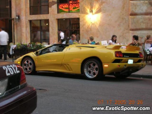 Lamborghini Diablo spotted in Chicago, Illinois