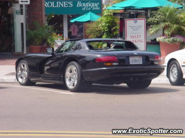 Dodge Viper spotted in La Holla, California