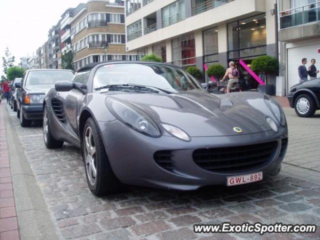 Lotus Elise spotted in Knokke, Belgium