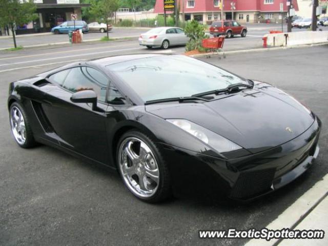Lamborghini Gallardo spotted in Paterson, New Jersey