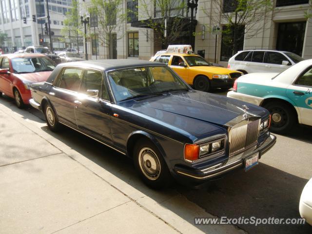 Rolls Royce Silver Spur spotted in Chicago, Illinois