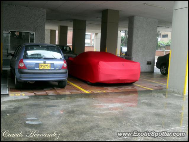 Ferrari 458 Italia spotted in Bogota, Colombia