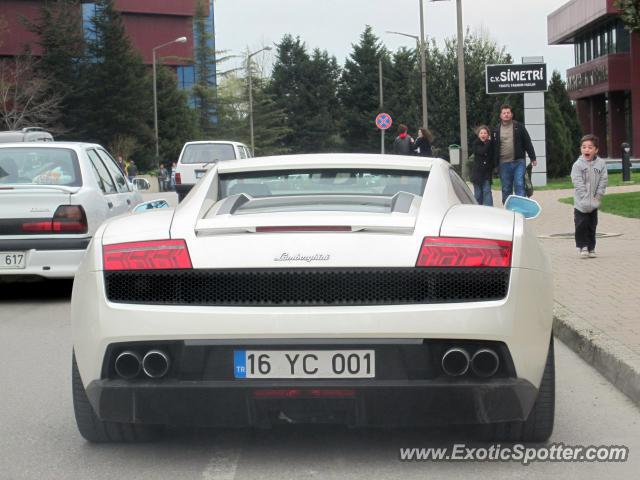 Lamborghini Gallardo spotted in Bursa, Turkey