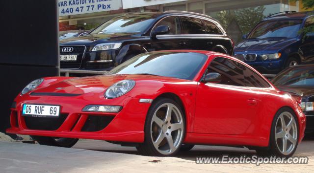 Porsche 911 spotted in Ankara, Turkey