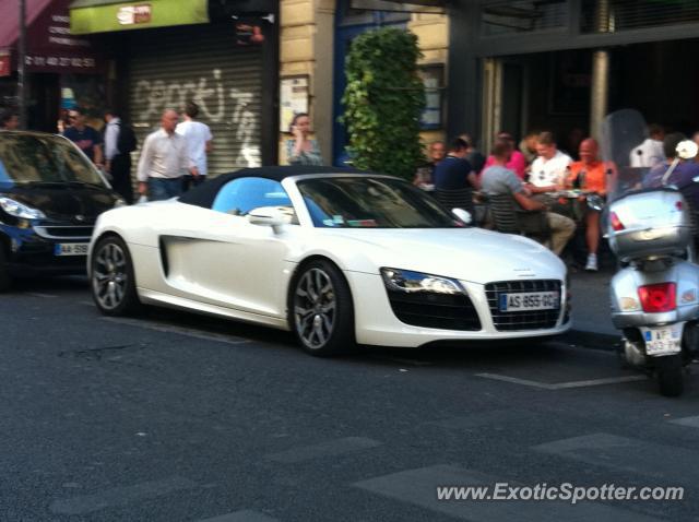 Audi R8 spotted in Paris, France