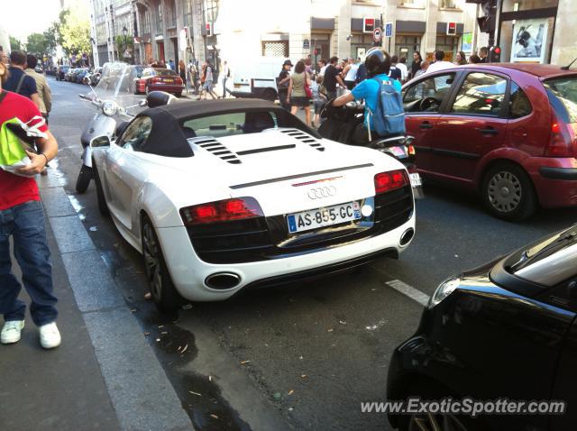 Audi R8 spotted in Paris, France
