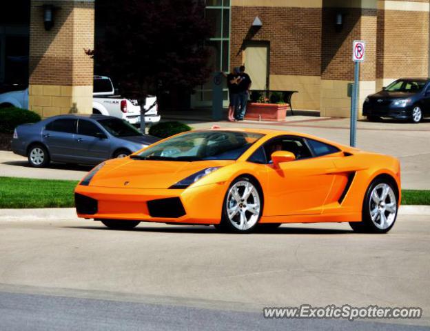 Lamborghini Gallardo spotted in Overland Park , Kansas