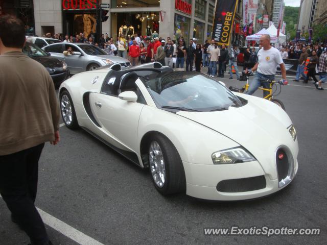 Bugatti Veyron spotted in Montreal, Canada