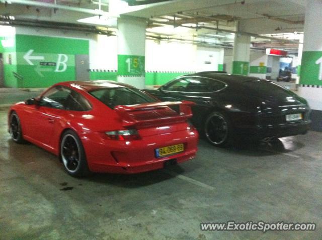 Porsche 911 GT3 spotted in Herzliya Pituah, Israel