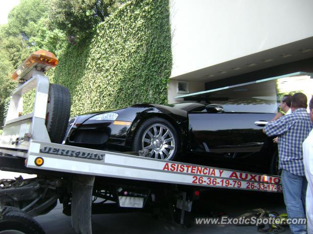 Bugatti Veyron spotted in CIUDAD DE MEXICO, Mexico