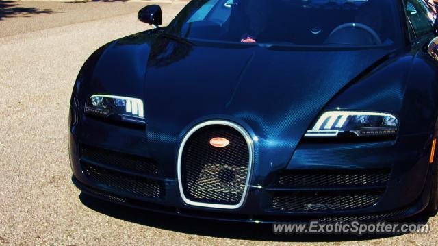 Bugatti Veyron spotted in Jacksonville, Florida