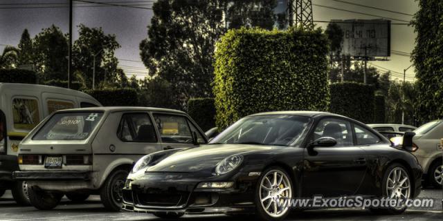 Porsche 911 GT3 spotted in Guadalajara, Mexico