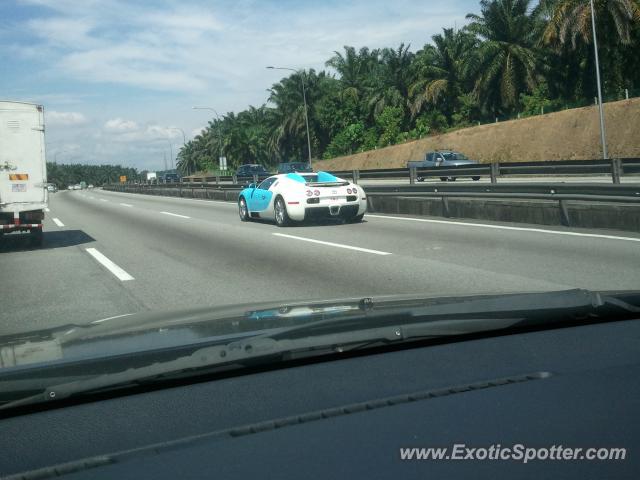 Bugatti Veyron spotted in Negeri Sembilan, Malaysia