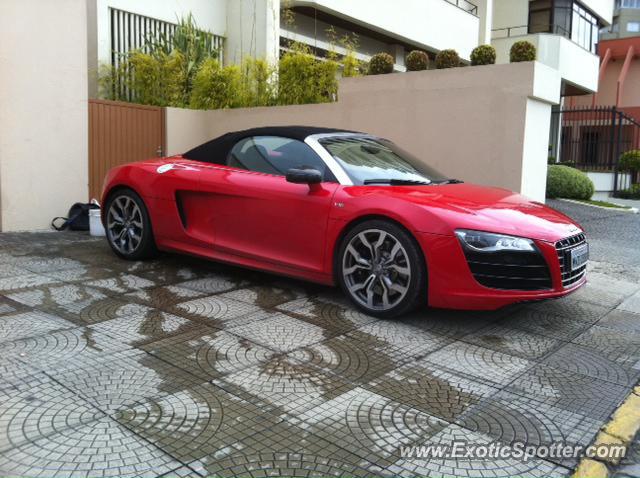 Audi R8 spotted in Lages/SC, Brazil