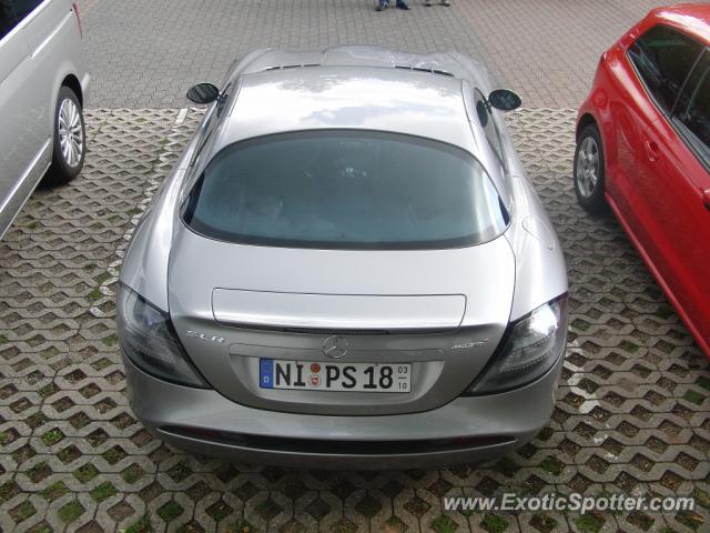 Mercedes SLR spotted in Stromberg, Germany