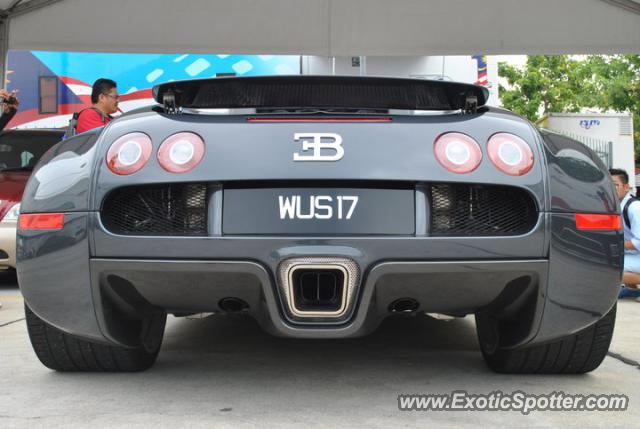 Bugatti Veyron spotted in Kl, Malaysia