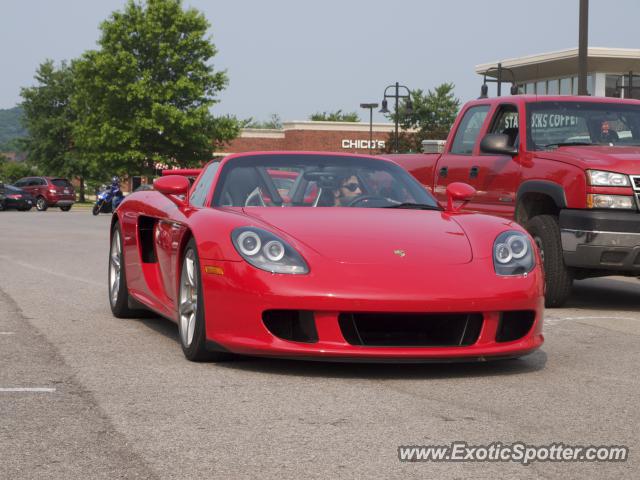 Porsche Carrera GT spotted in Cool Springs, Tennessee