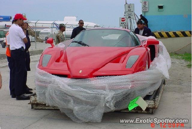 Ferrari Enzo spotted in Santo Domingo, Dominican republic