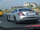 Mercedes SLR