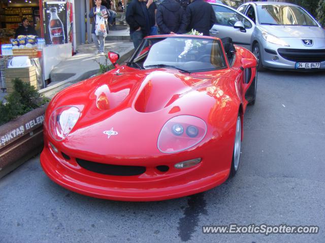 Marcos Mantis spotted in Istanbul Turkey