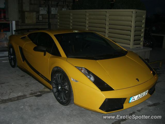 Lamborghini Gallardo spotted in Istanbul, Turkey