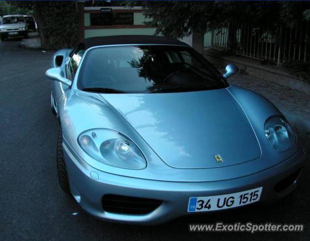 Ferrari 360 Modena spotted in Istanbul, Turkey