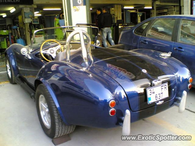 Shelby Cobra spotted in Istanbul, Turkey