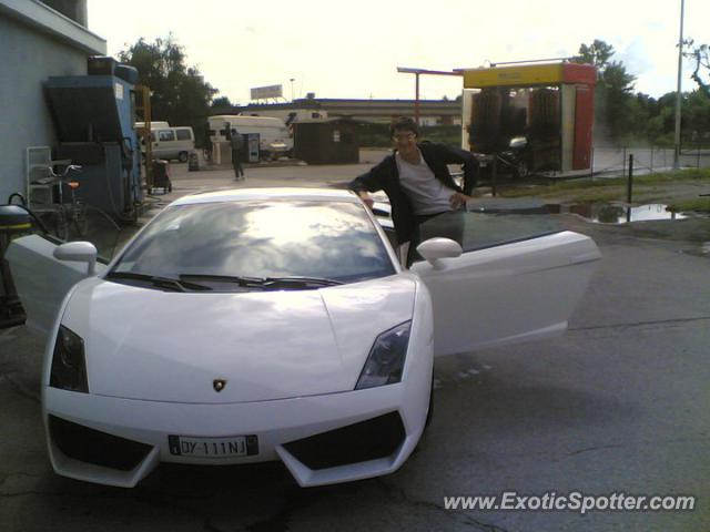 Lamborghini Gallardo spotted in Dalmine, Italy
