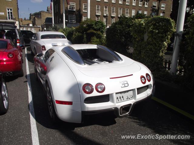 Bugatti Veyron spotted in London, United Kingdom
