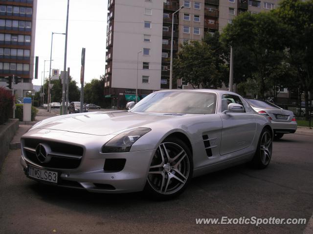 Mercedes SLS AMG spotted in Budapest, Hungary
