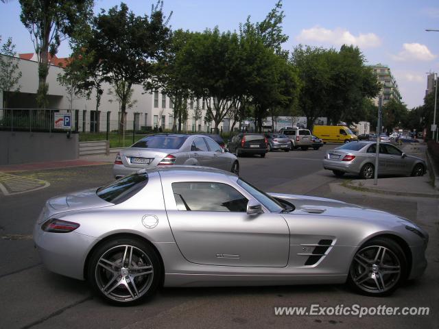 Mercedes SLS AMG spotted in Budapest, Hungary