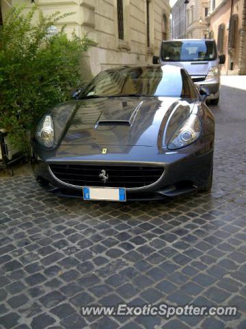 Ferrari California spotted in Roma, Italy