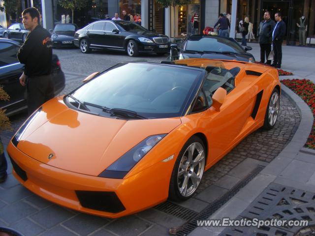 Lamborghini Gallardo spotted in Istanbul, Turkey