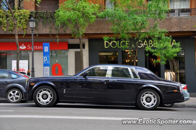 Rolls Royce Phantom spotted in Madrid, Spain