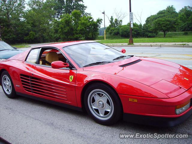 Ferrari Testarossa spotted in Chicago, Illinois