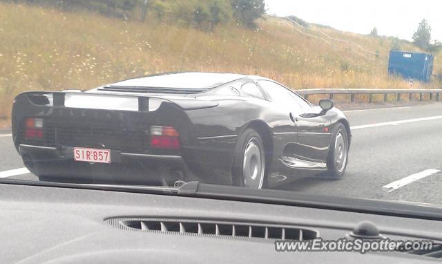 Jaguar XJ220 spotted in Gloucester, United Kingdom