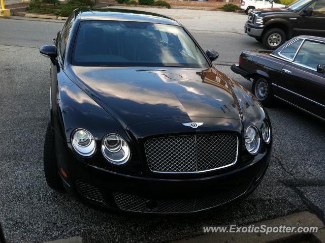 Bentley Continental spotted in Chagrin Falls, Ohio