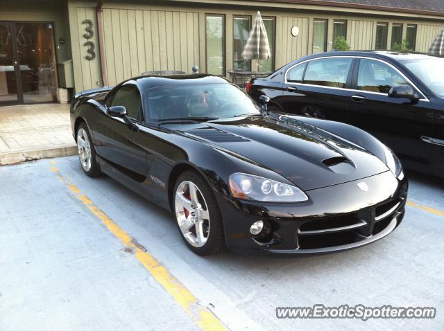 Dodge Viper spotted in Chagrin Falls, Ohio