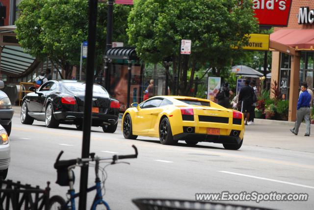 Lamborghini Gallardo spotted in Chicago, Illinois