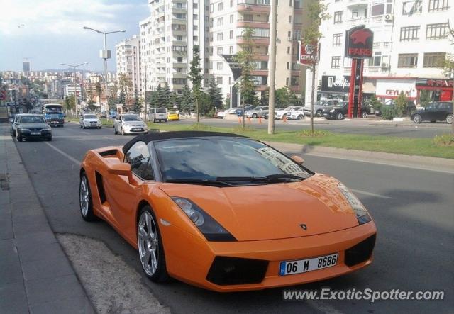 Lamborghini Gallardo spotted in Ankara, Turkey