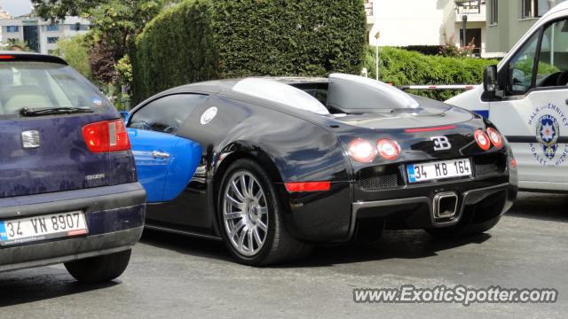 Bugatti Veyron spotted in Istanbul, Turkey