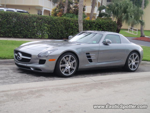 Mercedes SLS AMG spotted in Naples, Florida