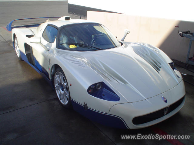 Maserati MC12 spotted in Istanbul, Turkey