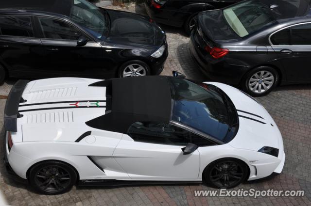 Lamborghini Gallardo spotted in Istanbul, Turkey