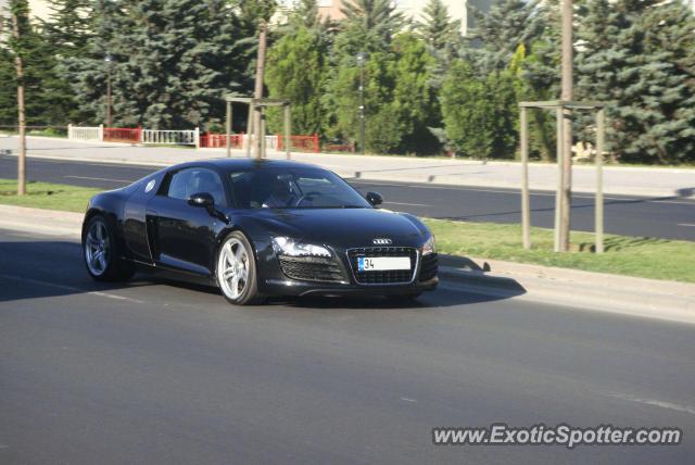Audi R8 spotted in Ankara, Turkey