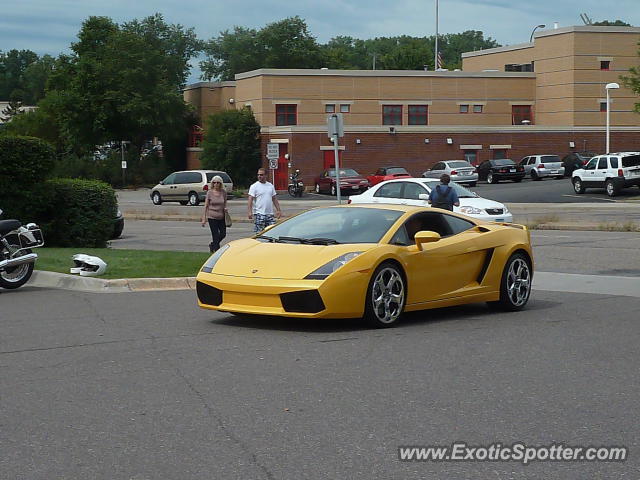 Lamborghini Gallardo spotted in MInneapolis, Minnesota
