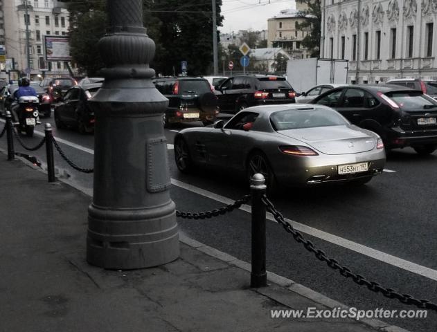 Mercedes SLS AMG spotted in Moscow, Russia