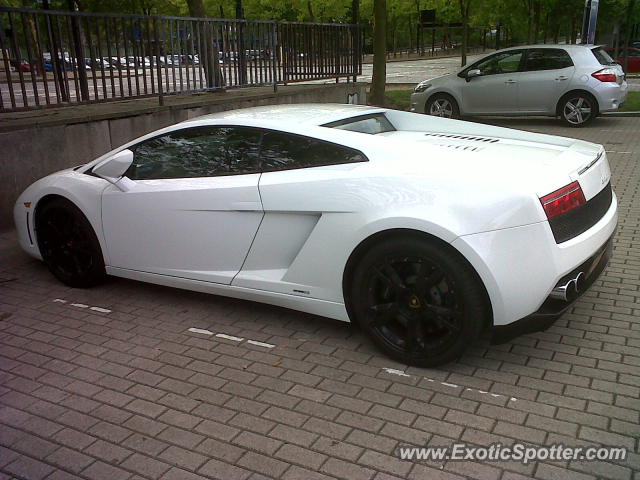 Lamborghini Gallardo spotted in Milton Keynes, United Kingdom